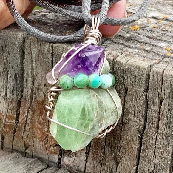 Amethyst, Peridot & Opal Bead Necklace - Picture 12 of 13